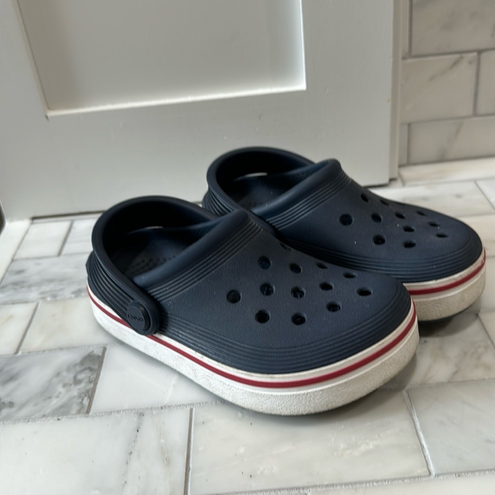 CROCS Kids Shoes in Navy and White